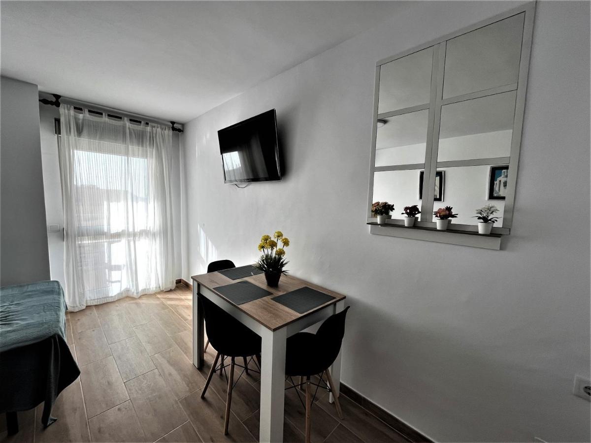 Ver7 - Estudio, Wifi, Fire Stick Amazon, Terraza, Vistas Al Mar, Piscina Торремолінос Екстер'єр фото