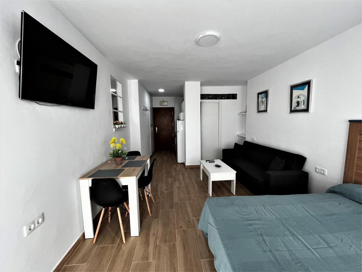 Ver7 - Estudio, Wifi, Fire Stick Amazon, Terraza, Vistas Al Mar, Piscina Торремолінос Екстер'єр фото